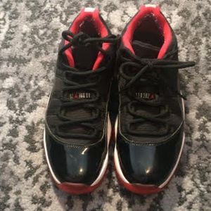 Jordan 11 Retro Low Bred